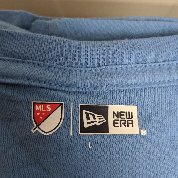 T-shirt - Picture 3 of 4